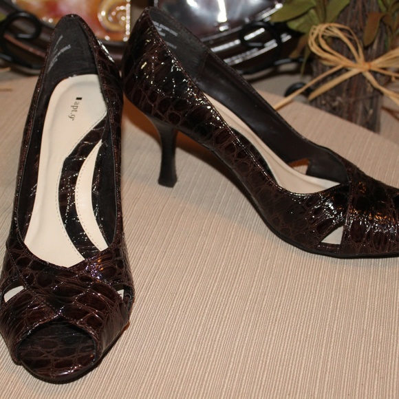 Apt. 9 Shoes - ⭐️CLEARANCE SALE⭐️ Kendal Brown Faux Crocodile Heels by Apt 9